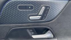 2024 Mercedes-Benz GLB-Class GLB200