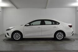 2024 Kia
Cerato S