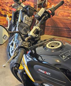 2025 Triumph Trident 660 Trident Yellow