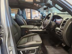 2025 RAM
1500 Laramie Sport Hurricane SO RamBox