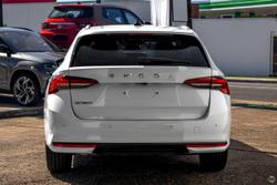 2025 SKODA Octavia 110TSI Select NX MY25 Moon White