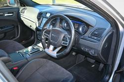 2019 Chrysler
300 SRT Core