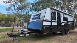 Newlands Family Tourister 675