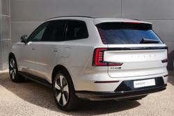 2025 Volvo
EX90 Plus Twin Motor