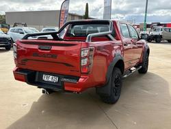 2024 Isuzu D-MAX BLADE