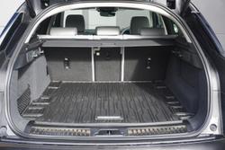 2024 Land Rover
                Range Rover Velar P250 Dynamic SE