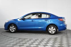 2013 Mazda
3 Neo