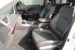 2020 Toyota
                RAV4 Cruiser