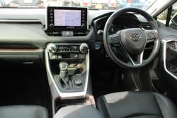 2020 Toyota
                RAV4 Cruiser