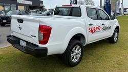 2025 Nissan Navara SL