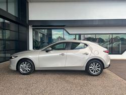 2025 Mazda 3 G20 Pure