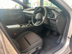 2025 Mazda 3 G20 Pure