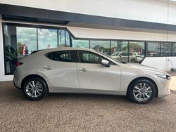 2025 Mazda 3 G20 Pure