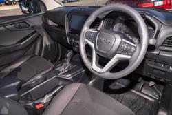 2024 Isuzu
D-MAX SX High Ride