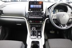 2024 Mitsubishi Eclipse Cross PHEV ES