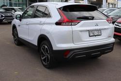 2024 Mitsubishi Eclipse Cross PHEV ES