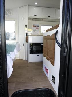 2024 JB Caravans Gator X Ev 17'10