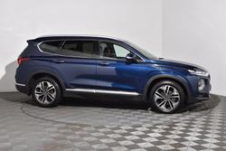2019 Hyundai
                Santa Fe Highlander