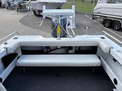 2025 QUINTREX 450 Fishabout Pro