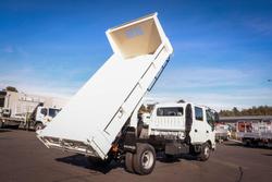 2024 Hino 917 Mt 4200 Wide Crew Tip Pro White