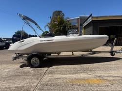 2025 Sea Storm 17 Advantage