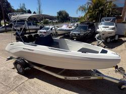 2025 Sea Storm 17 Advantage