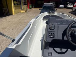 2025 Sea Storm 17 Advantage