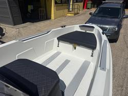 2025 Sea Storm 17 Advantage