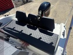 2025 Sea Storm 17 Advantage