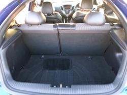 2014 Hyundai
                Veloster 