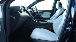 2024 Mercedes-Benz GLC-Class GLC300