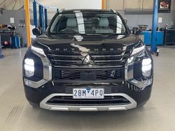 2024 Mitsubishi
                Outlander Exceed