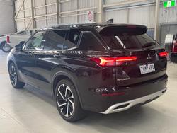 2024 Mitsubishi
                Outlander Exceed
