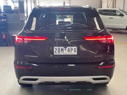 2024 Mitsubishi
                Outlander Exceed
