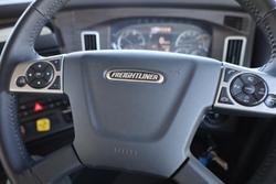 2024 Freightliner Cascadia 116 Tipper White