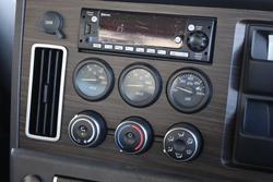 2024 Freightliner Cascadia 116 Tipper White