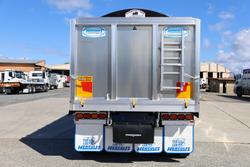 2024 Freightliner Cascadia 116 Tipper White