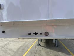 2004 Maxitrans St3 22 Pallet Double Drop Deck Full Mezz (Refrigerated)