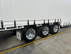 2004 Maxitrans St3 22 Pallet Double Drop Deck Full Mezz (Refrigerated)