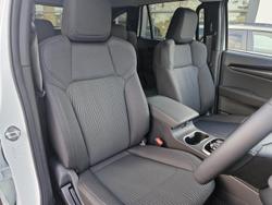 2025 Isuzu
                MU-X LS-U