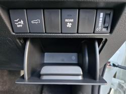 2025 Isuzu
                MU-X LS-U