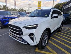 2025 Isuzu
                MU-X LS-U