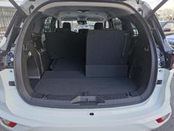 2025 Isuzu
                MU-X LS-U
