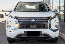 2024 Mitsubishi Outlander ES ZM MY24 AWD White