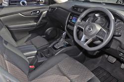 2020 Nissan
X-TRAIL ST