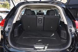 2020 Nissan
X-TRAIL ST