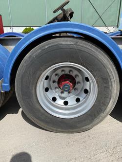 2008 Krueger 12P Drop Deck A Mezzanine Curtain Sider White