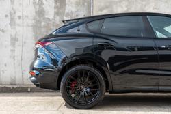 2021 Maserati Levante Modena