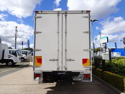 2014 ISUZU FSR 700 WHITE