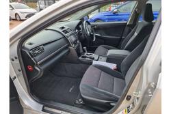 2013 Toyota
Camry Atara S